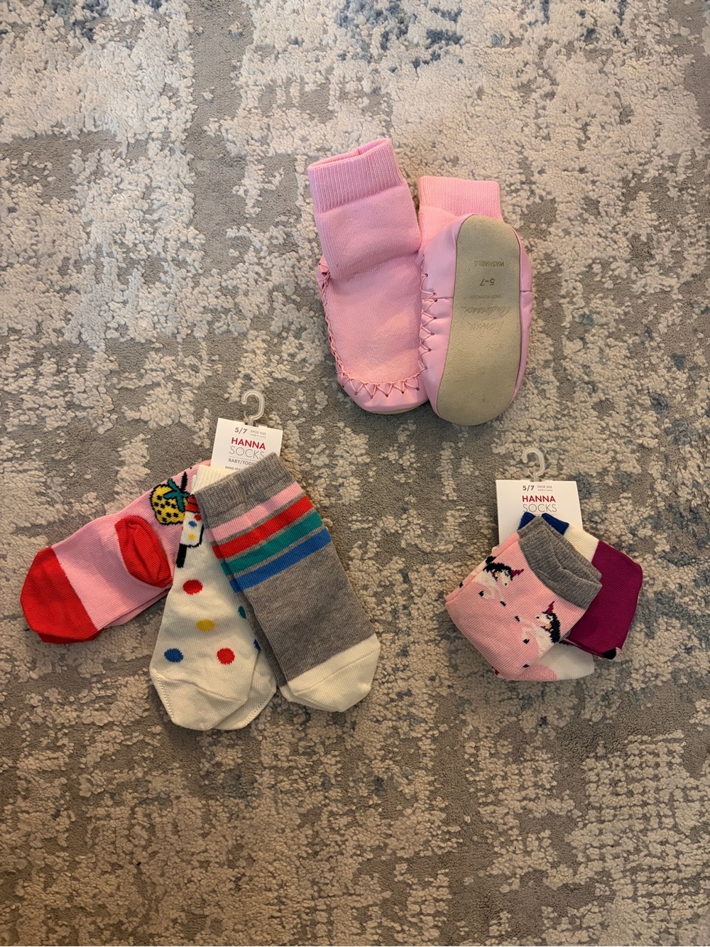 Hannah Pink Moccasins with Multicolor Kids Socks Set